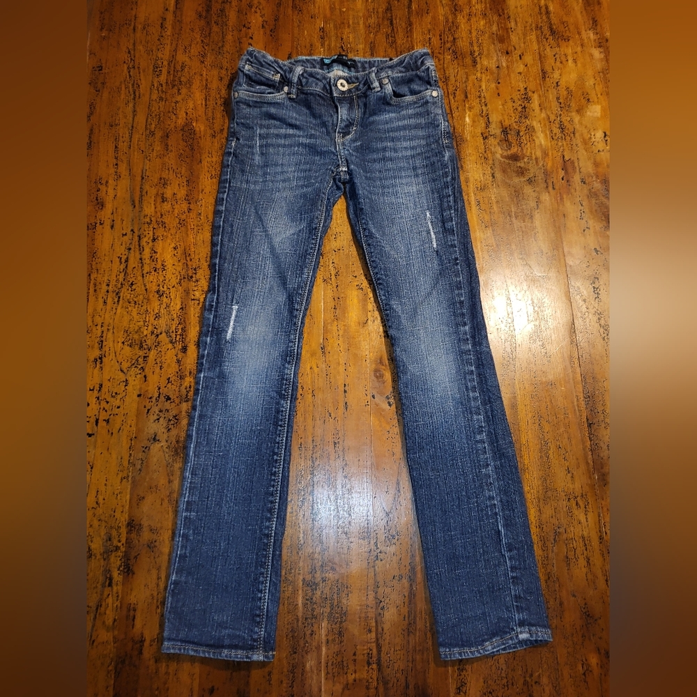 Girl's Levi Strauss skinny distressed size 8 jeans